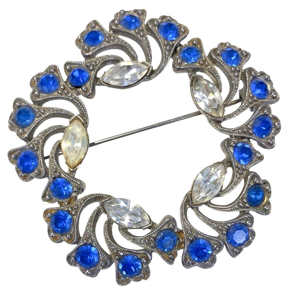 Vintage 1950s Blue Rhinestone Wreath Brooch Silver Tone Mid Century Bridal Pin